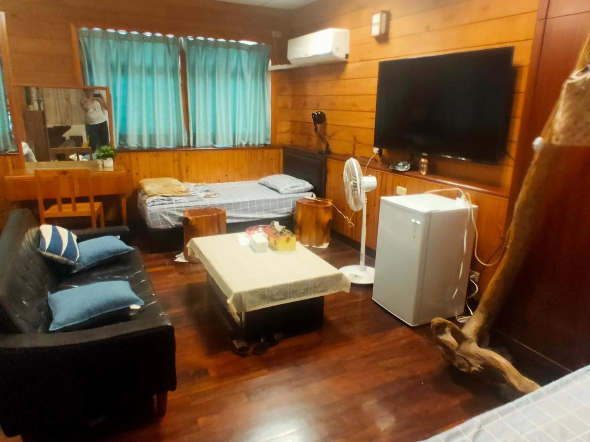 Formosa Backpackers Hostel & Apartment（青年民宿） Hualien Extérieur photo